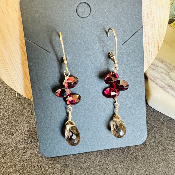 Smoky Quartz and Red Garnet Earrings 14k Gold Lever back Gemstone Crystal Dangle - Picture 3 of 6